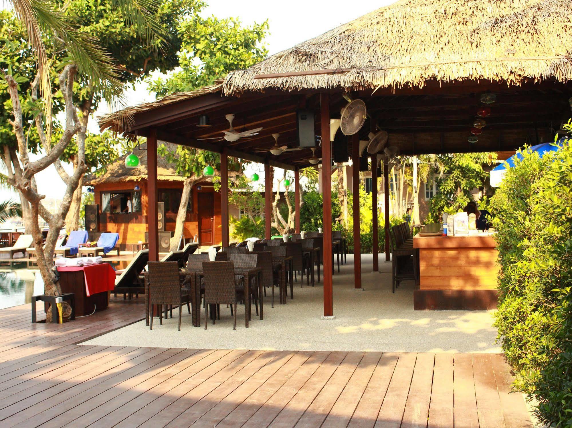 בופוט Bangrak Beach Club מראה חיצוני תמונה
